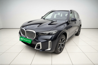 宝马X5 2023款 xDrive 30Li 尊享型M运动套装
