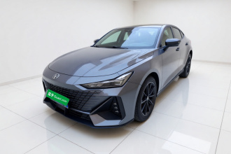 长安UNI-V 2022款 1.5T 尊贵型