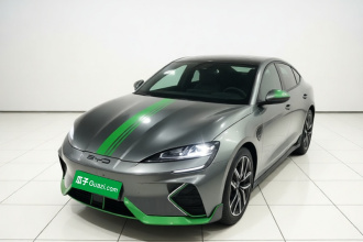 比亚迪 海豹 2022款 650km 四驱性能版