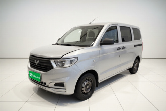 五菱汽车 五菱宏光V 2022款 1.5L劲取版液压助力LAR