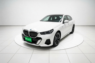 宝马5系 2025款 530Li 领先型 M运动套装