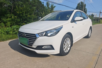 现代 悦纳 2016款 1.4L 自动炫酷版GLS