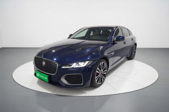 捷豹XFL 2024款 2.0T P250 两驱尊享豪华版