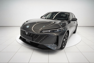 长安 逸动 2024款 1.5T GDI自动 尊贵型