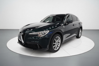 阿尔法·罗密欧 Stelvio斯坦维 2021款 2.0T 280HP 豪华版
