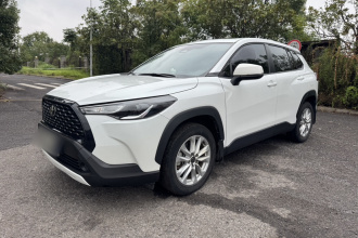 丰田 卡罗拉锐放 2024款 2.0L 精英版