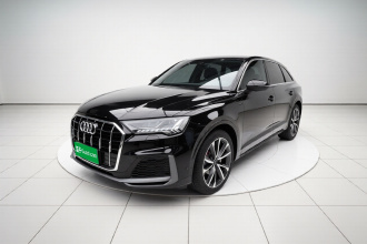 奥迪Q7 2021款 55 TFSI quattro S line运动型