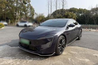 阿维塔12 2023款 650 三激光四驱性能版