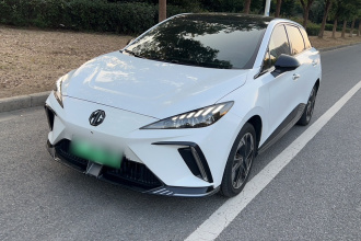 名爵 MG4 EV 2022款 520km 旗舰版