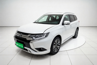 三菱 欧蓝德 2021款 2.0L 两驱畅享版 7座