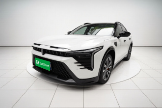 奔腾B70S 2023款 1.5T 全能卫士