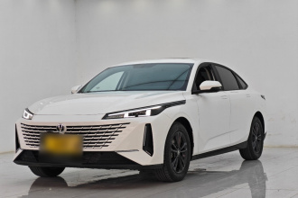 长安 逸达 2023款 蓝鲸NE 1.5T GDI DCT尊享型