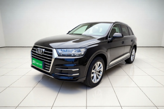 奥迪Q7 2018款 40 TFSI 舒适型
