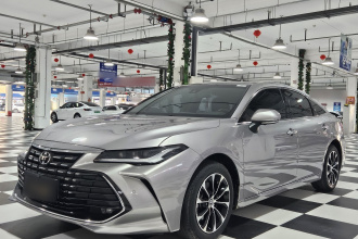 丰田 亚洲龙 2022款 2.0L 豪华版