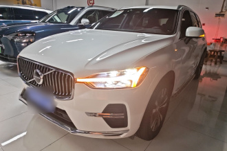 沃尔沃XC60 2022款 B5 四驱智逸豪华版
