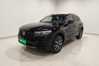 大众 途锐 2021款 3.0TSI 锐享版 经典运动套装