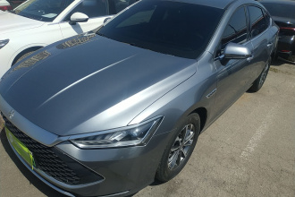 比亚迪 秦PLUS 2023款 冠军版 DM-i 55KM领先型