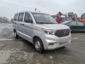 五菱汽车 五菱宏光V 2022款 1.5L劲取版液压助力LAR