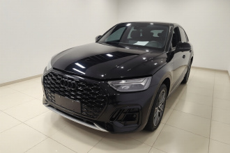 奥迪Q5L Sportback 2023款 40 TFSI 豪华型