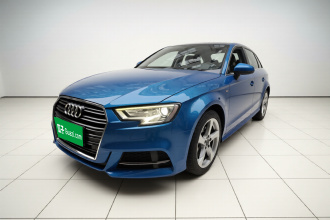 奥迪A3 2018款 30周年年型 Sportback 35 TFSI 时尚型