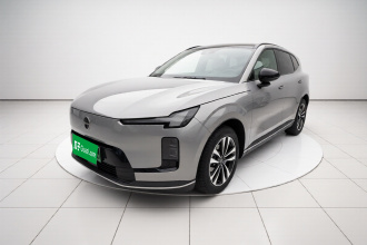 沃尔沃XC70插电式混动 2026款 四驱超长续航Core