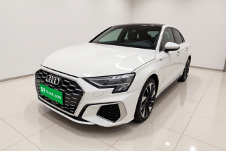 奥迪A3 2023款 A3L Limousine 35 TFSI 时尚运动型