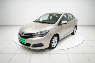 海马M3 2015款 1.5L CVT精英型