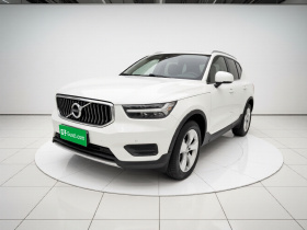 沃尔沃XC40 2020款 T3 智行时尚版