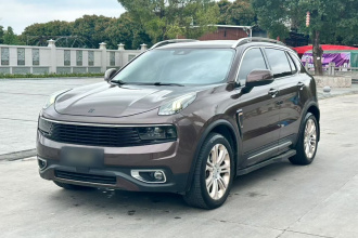 领克01 2017款 2.0T 两驱型Pro版