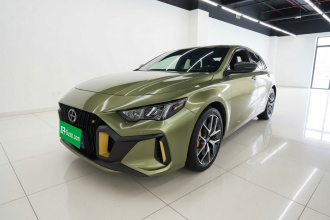 广汽传祺 影豹 2021款 270T DCT J15版