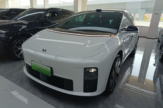 理想汽车 理想i6 2025款 四驱标准版