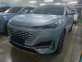 长安UNI-K 智电iDD 2022款 蓝鲸iDD 130km 1.5T 卓越型