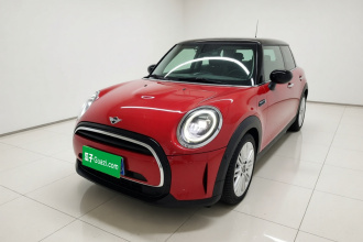MINI 2022款 改款 1.5T COOPER 经典派 五门版