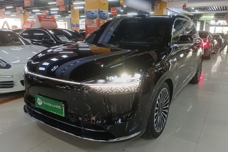 鸿蒙智行 问界M9 2024款 增程 Ultra版 42kWh 6座版