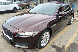 捷豹XFL 2017款 XFL 2.0T 240PS 尊享版