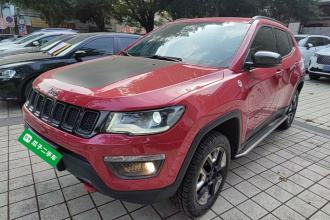 Jeep 指南者 2017款 200TS 自动高性能四驱版