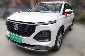 宝骏530 2020款 1.5T 手动豪华型 7座