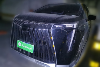 广汽传祺 传祺M8 2024款 大师系列 400T 至尊版