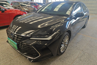 丰田 亚洲龙 2022款 双擎 2.5L XLE尊贵版