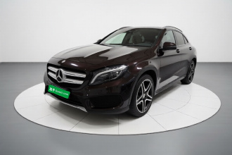 奔驰GLA 2015款 GLA 260 4MATIC 运动型
