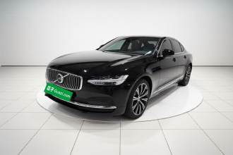 沃尔沃S90 2025款 B5 智远豪华版