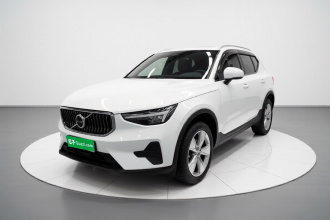 沃尔沃XC40 2024款 B3 智行时尚版