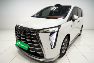 广汽传祺 传祺向往M8 2025款 乾崑系列 Ultra 头等舱