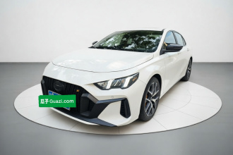 广汽传祺 影豹 2021款 270T DCT J15版