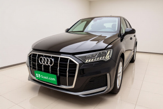 奥迪Q7 2023款 45 TFSI quattro S line运动型