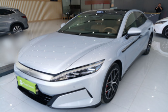 比亚迪 汉L 2025款 EV 四驱激光雷达旗舰型