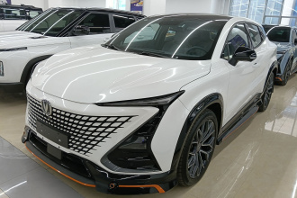 长安UNI-T 2022款 1.5T 尊享型