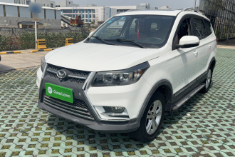 北汽幻速S3 2016款 S3L 1.5L 手动尊贵型