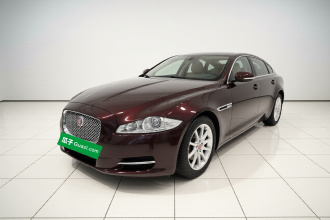 捷豹XJ 2014款 XJL 2.0T 两驱全景商务版