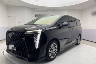 广汽传祺 传祺M8 2024款 宗师系列 400T 至尊版